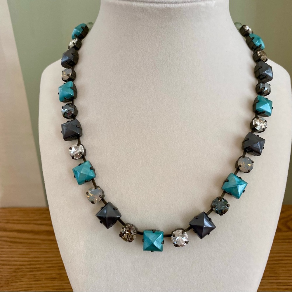 Sabika Manhattan Round Swarovski Crystal & Black & Blue Square Stone Choker